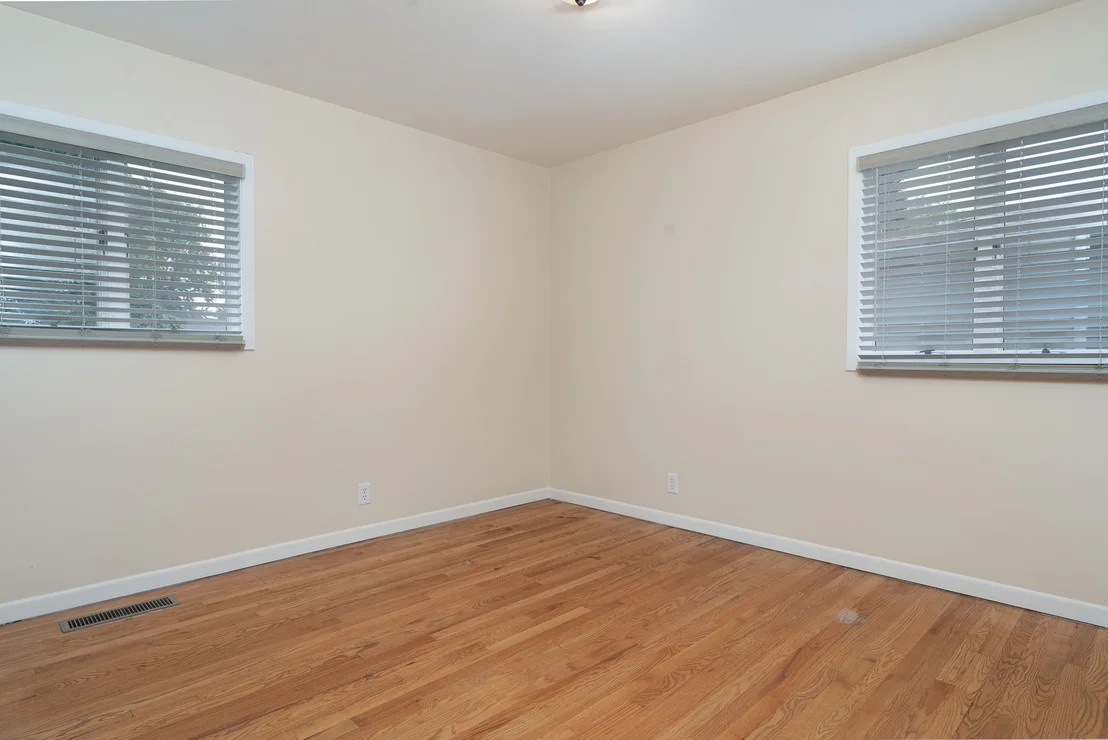 Photo of 815 Pearson Drive