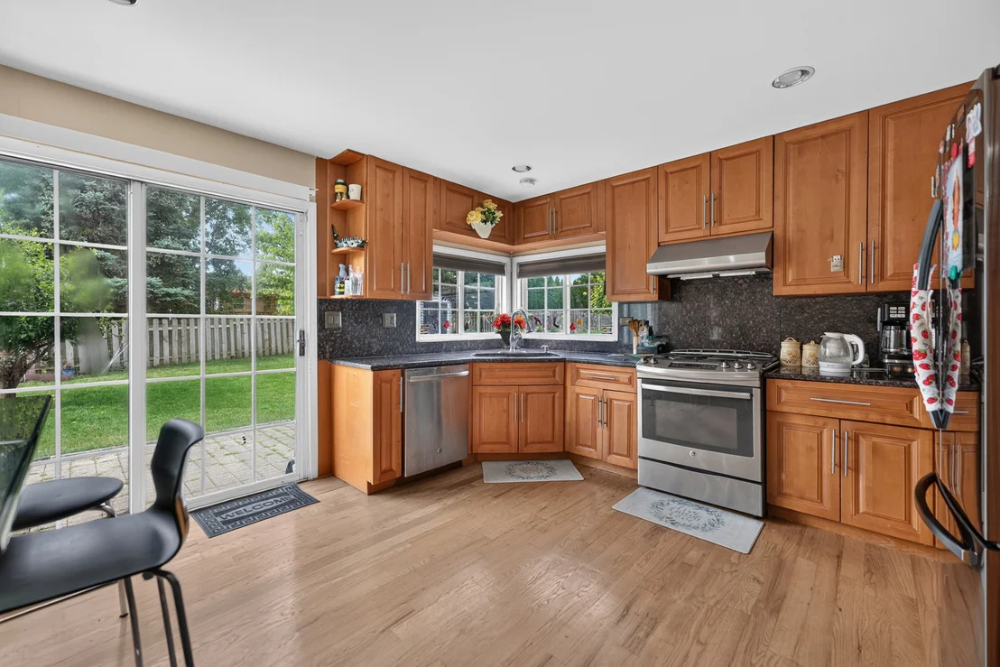 Photo of 1162 HYANNIS Circle
