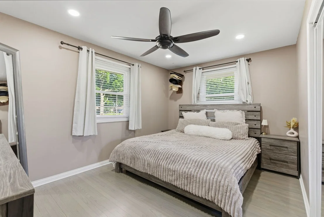 Photo of 120 Terry Drive
