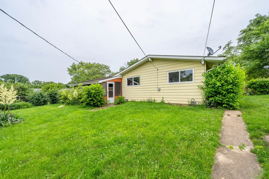Photo of 307 Laurie Drive