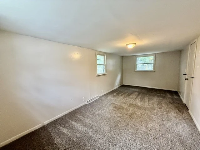 Photo of 914 W Maple Street