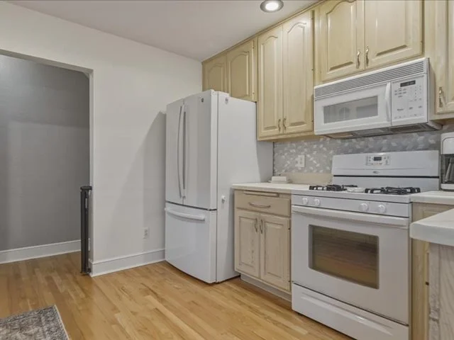 Photo of 902 W Washington Street