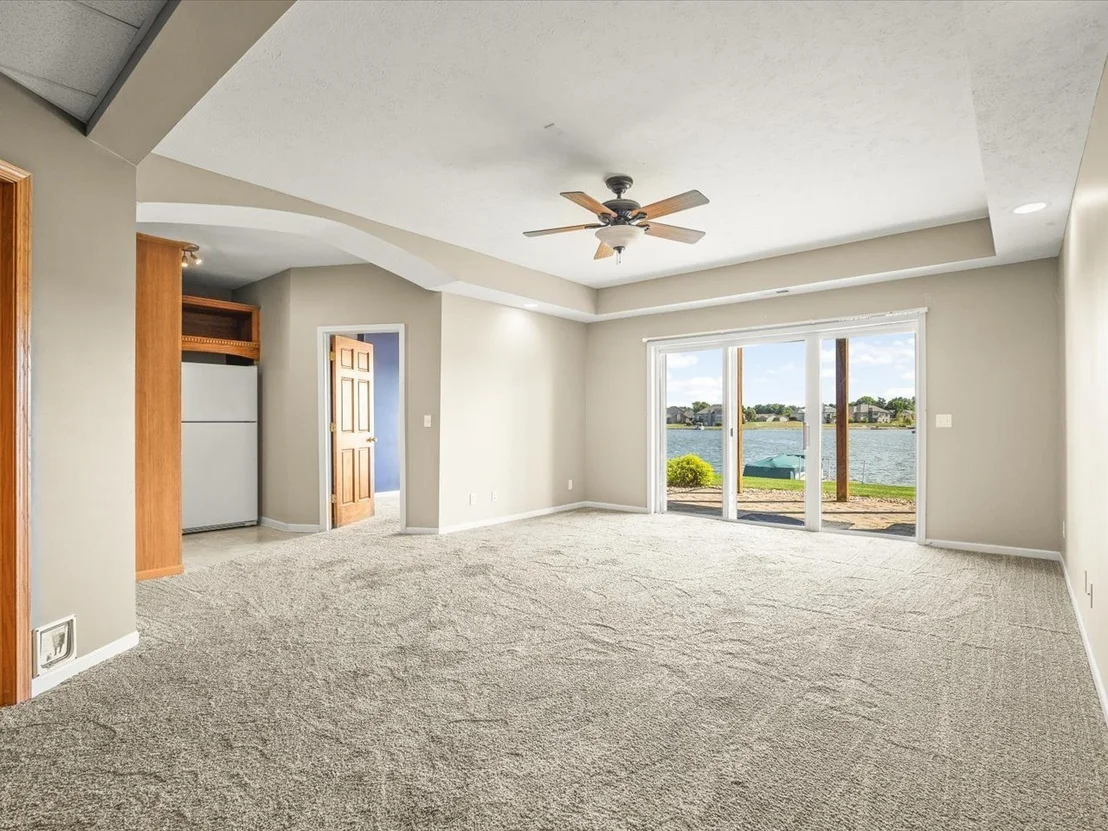 Photo of Unit 0 at 3729 Lakeview Drive