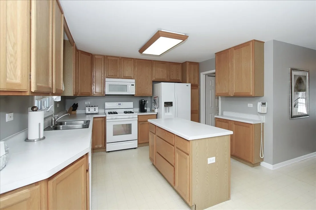 Photo of 2936 Avalon Drive
