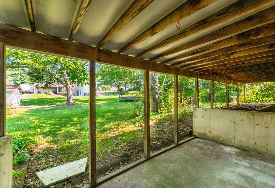 Photo of 6914 Meadow Drive