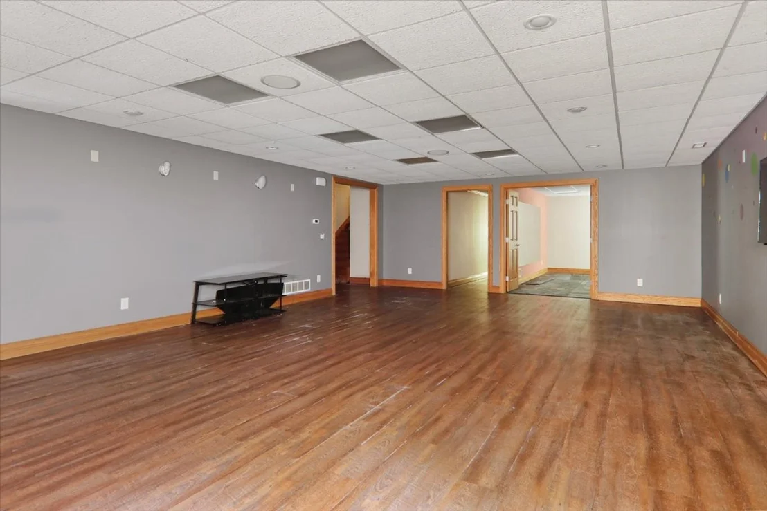 Photo of 3002 Neaves Drive