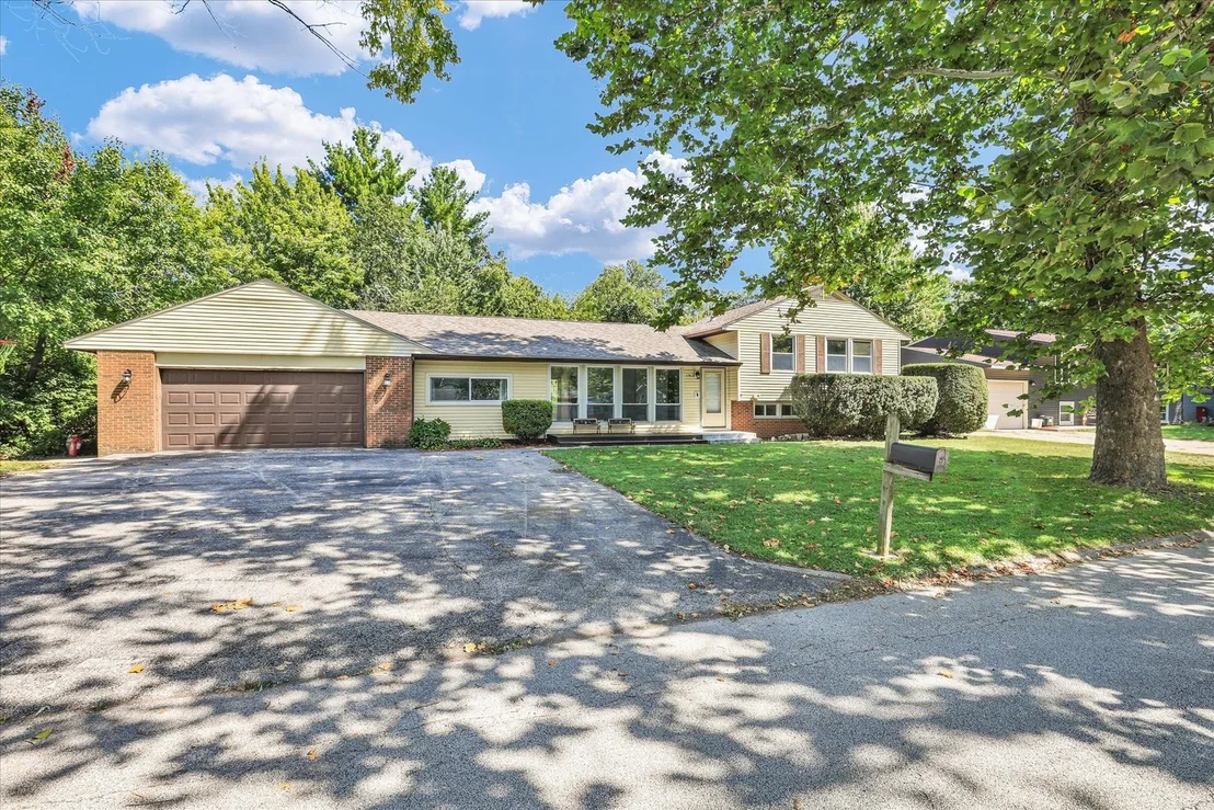 Photo of 1912 Clover Lane