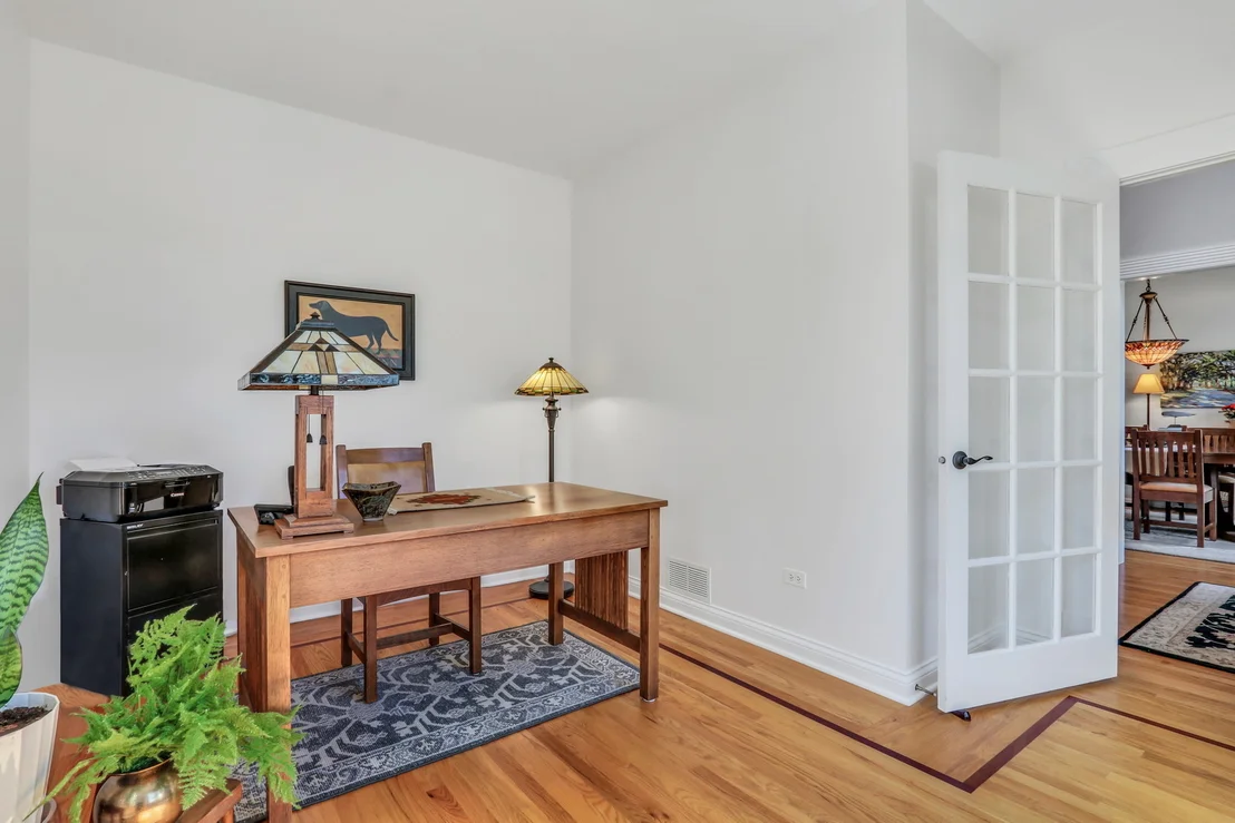 Photo of 983 Mount Vernon Drive