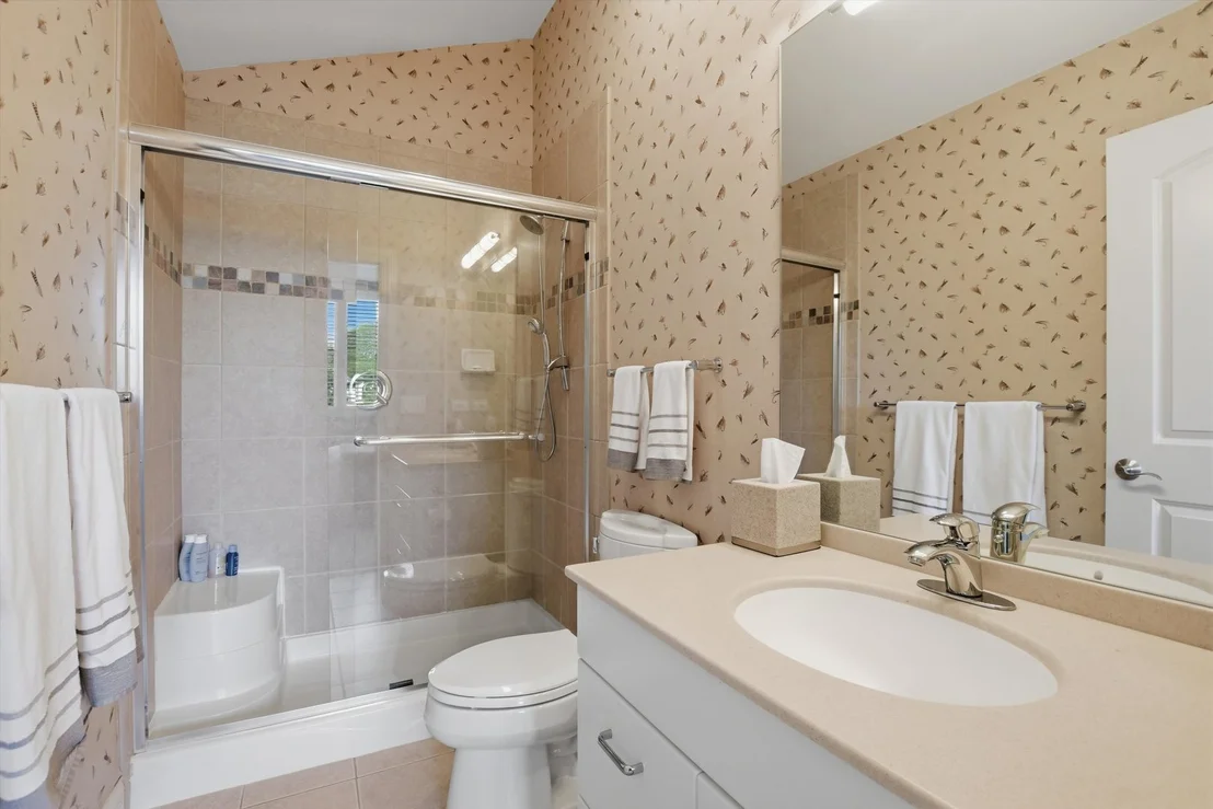 Photo of 809 Edgemont Lane