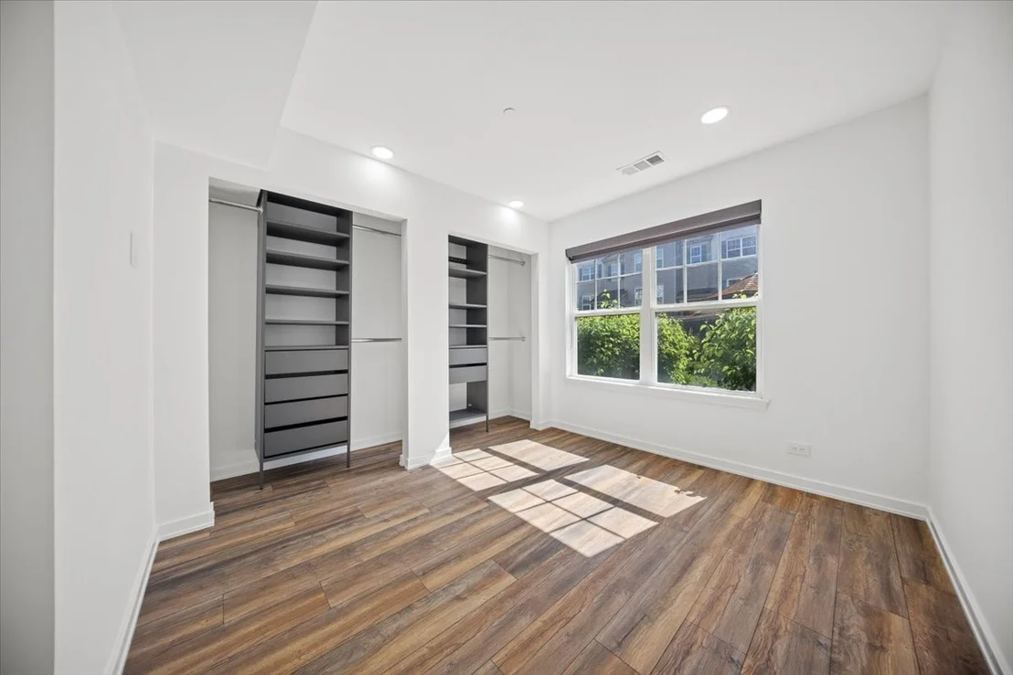 Photo of 1244 Evergreen Avenue