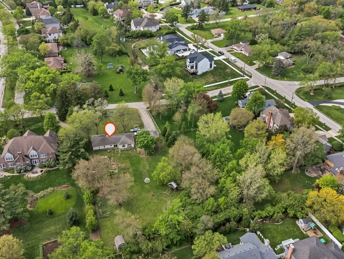 Photo of 1S655 Taylor Road