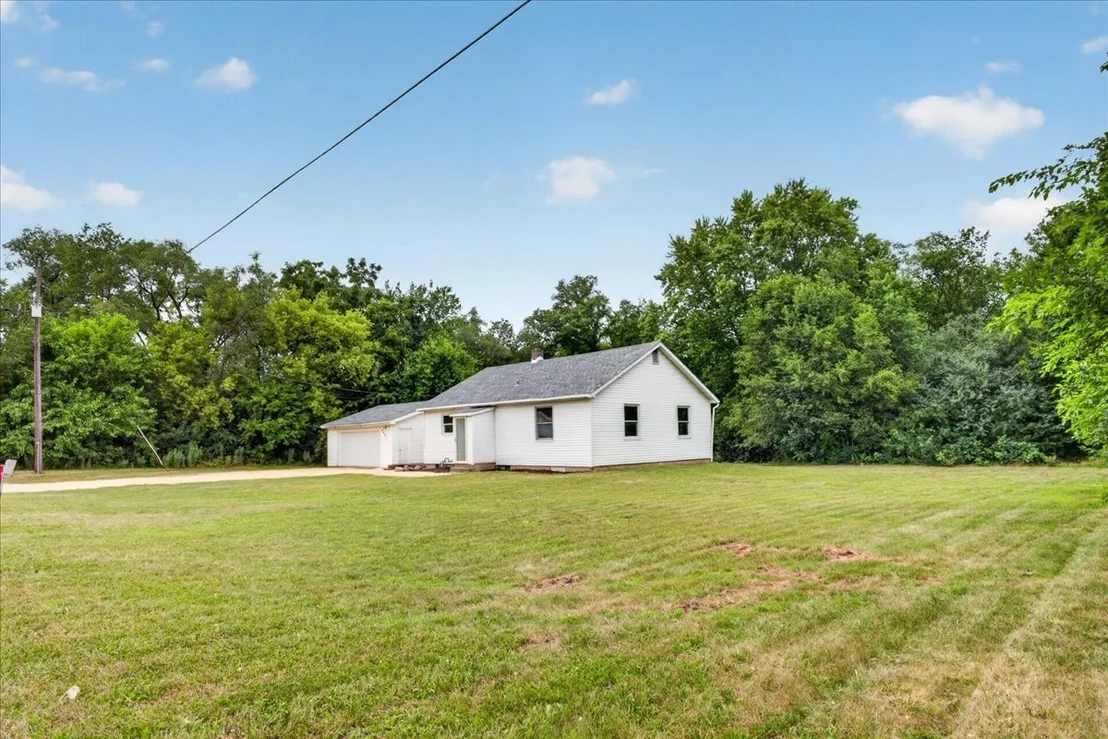 Photo of 802 Darwin Drive