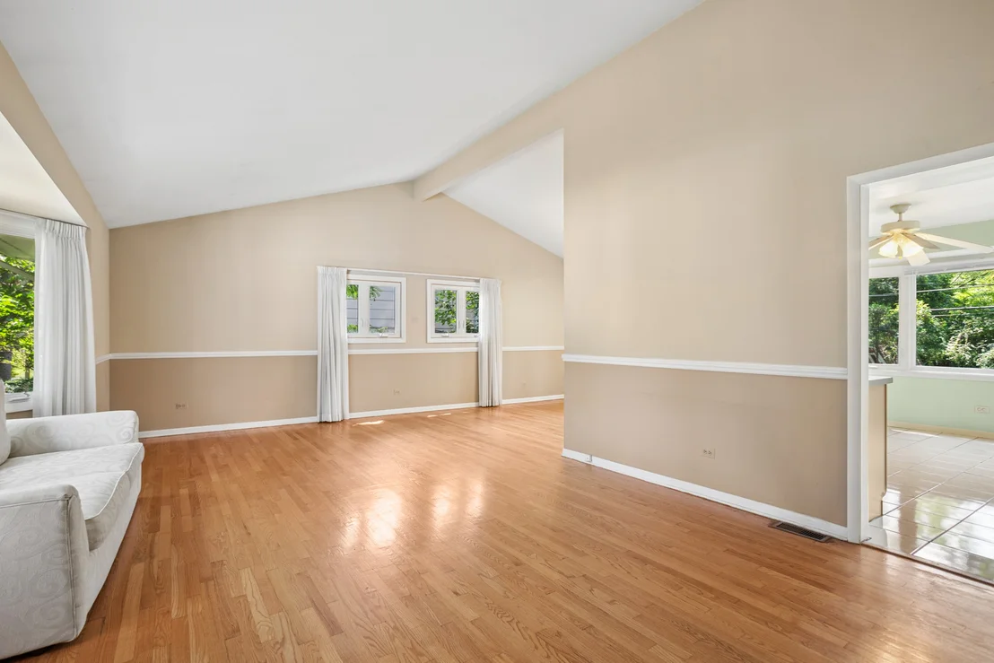 Photo of 1512 Executive Lane