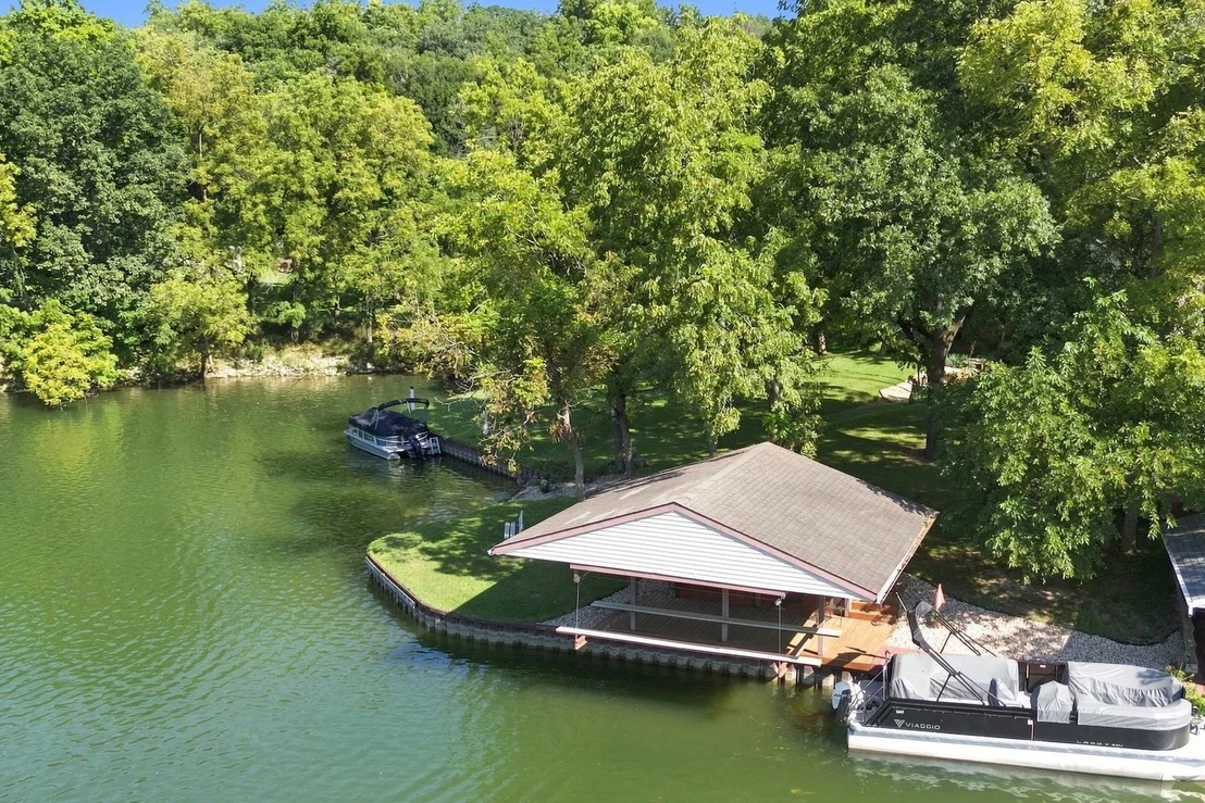 Photo of 154 Beachview Court