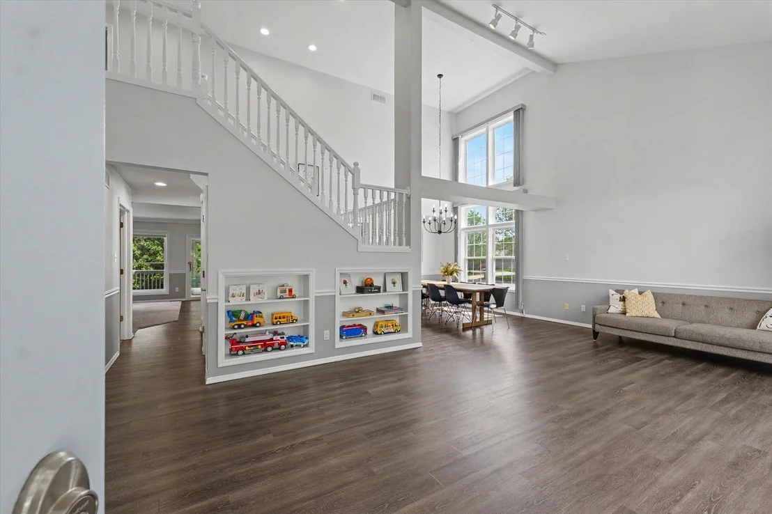 Photo of 1206 Cobblefield Road