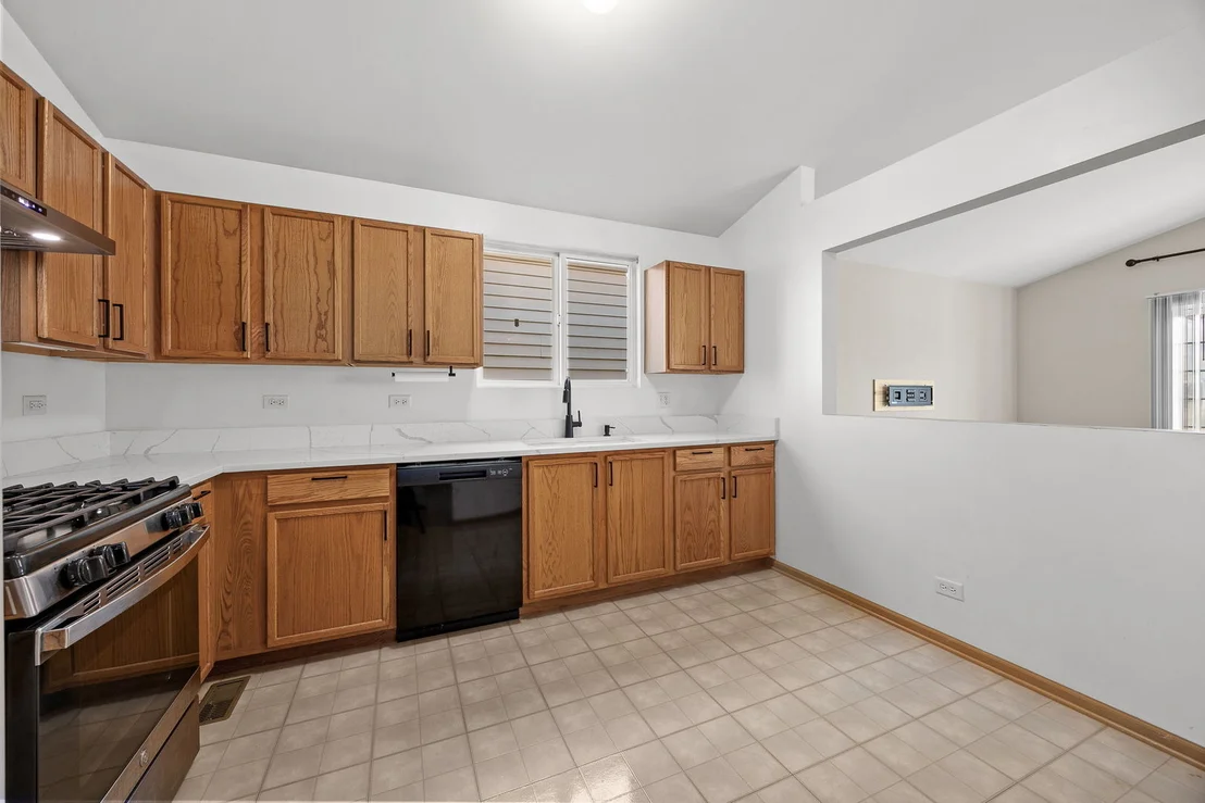 Photo of 674 Four Seasons Boulevard