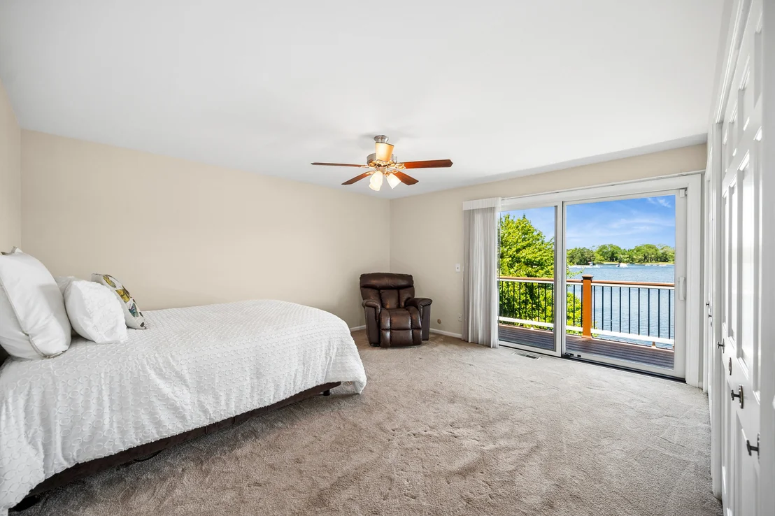 Photo of 2036 Valley Lo Lane