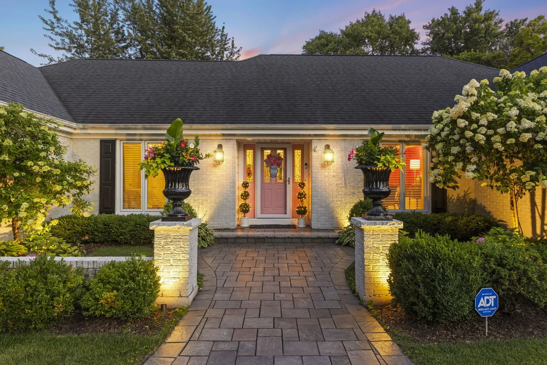 Photo of 1010 Thunderbird Lane