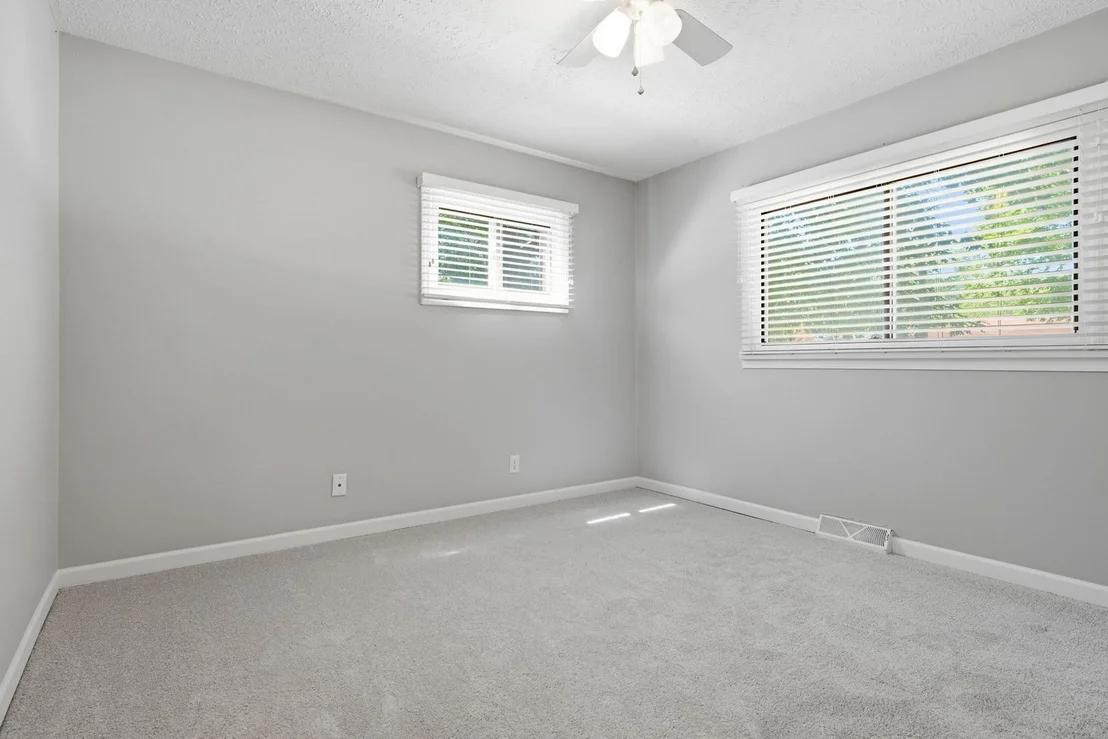 Photo of 15 Kingswood Drive