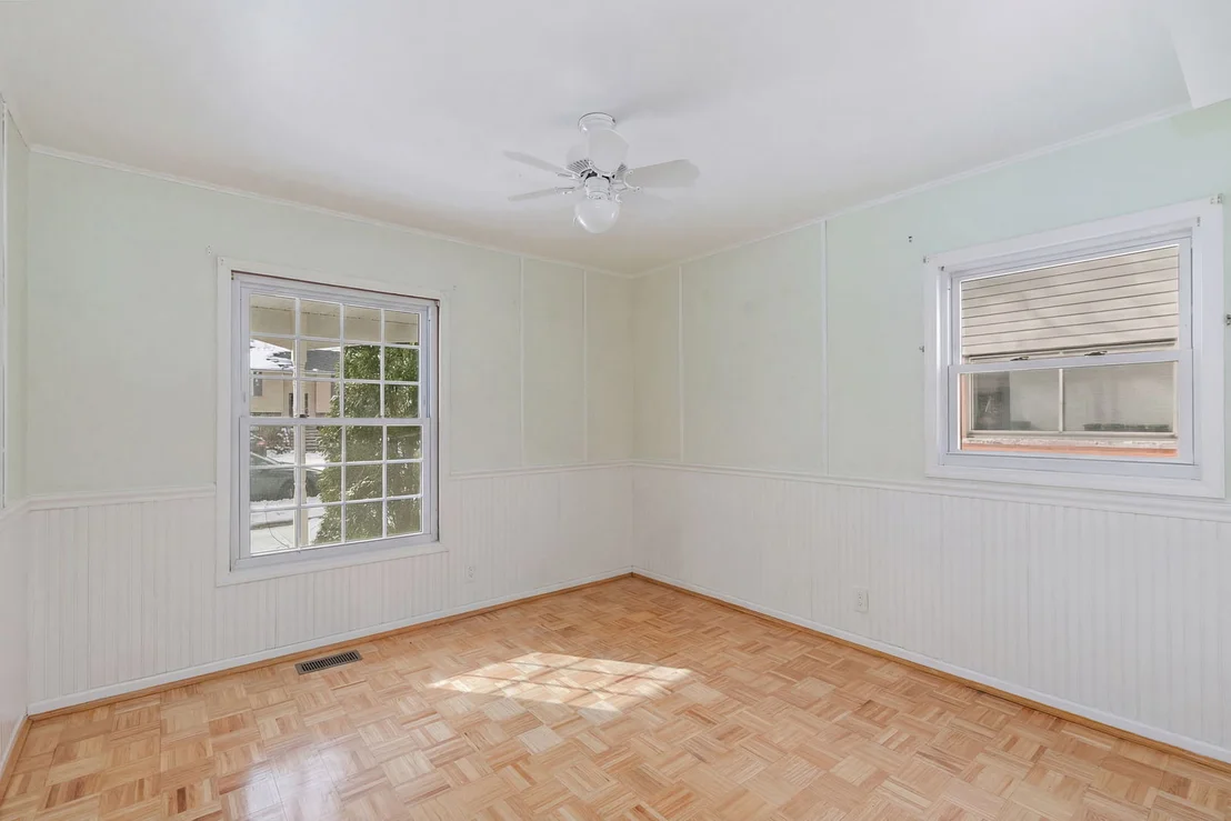 Photo of 213 Villa Road