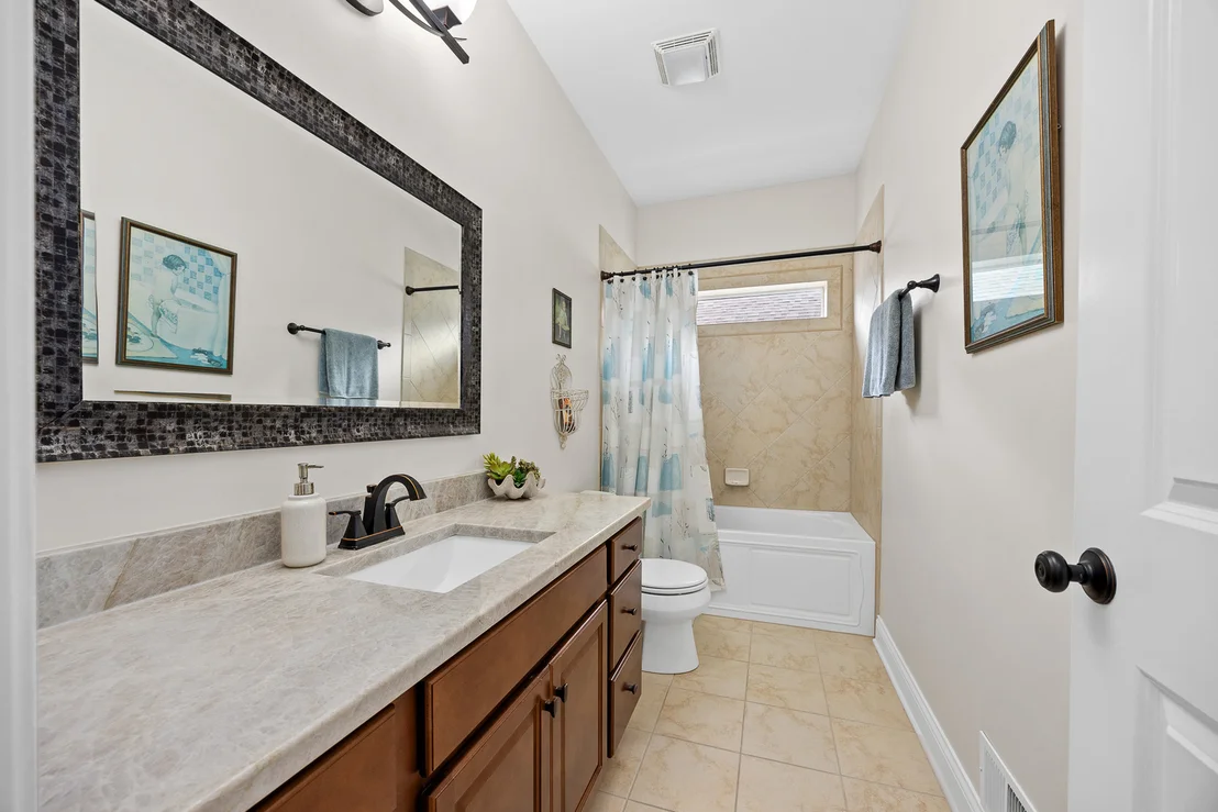Photo of 352 Andover Drive