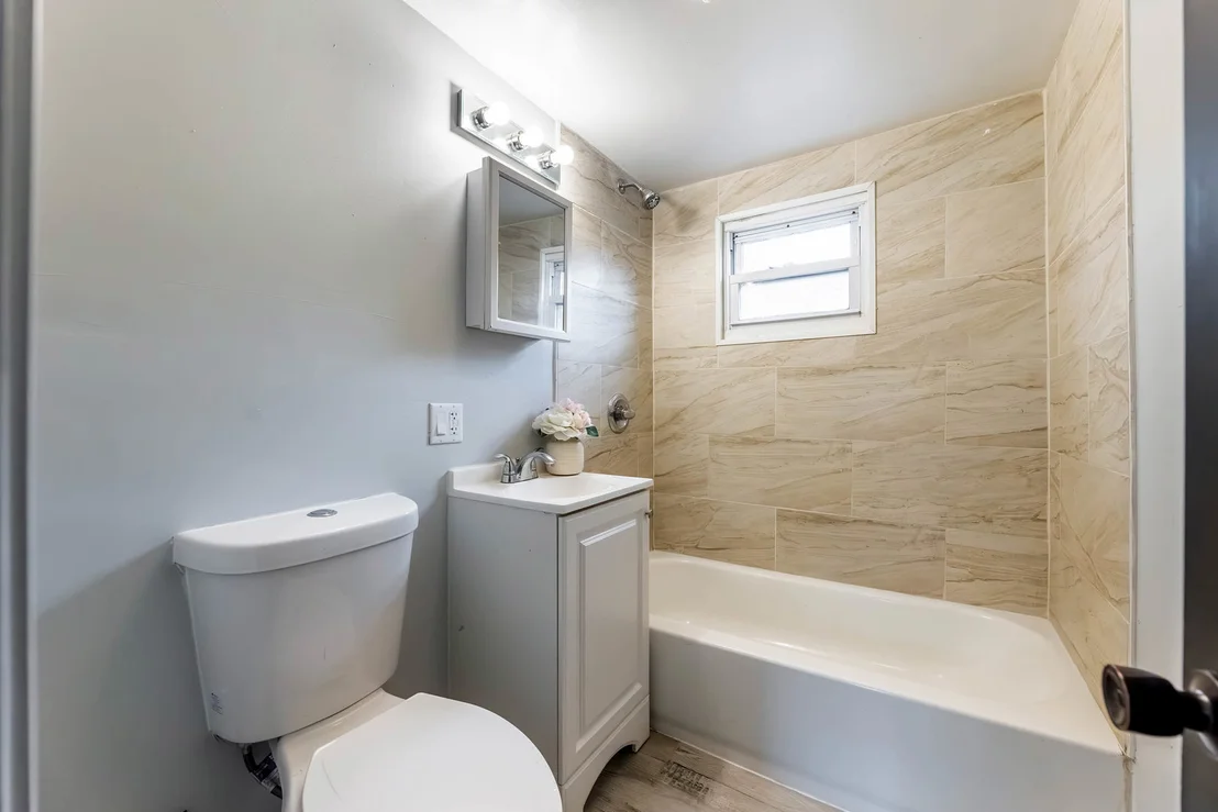 Photo of 2048 W 70th Place