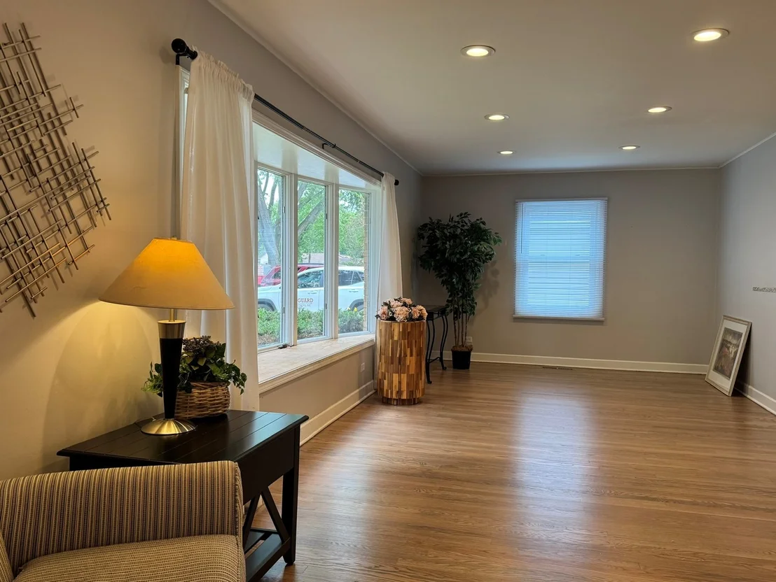 Photo of 960 Alfini Drive