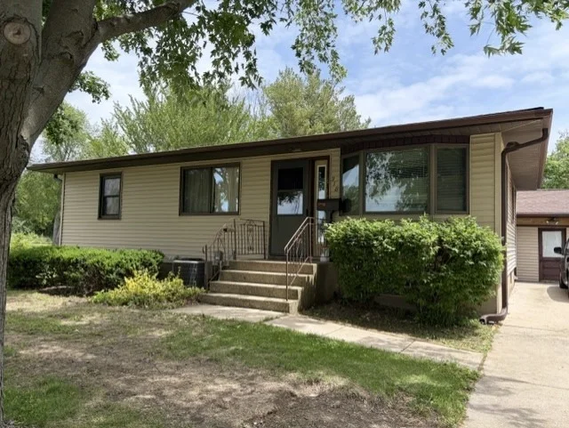 Photo of 318 N 2nd Road
