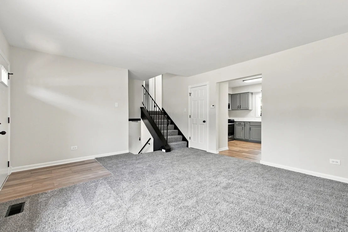 Photo of 5184 Deerpath Road