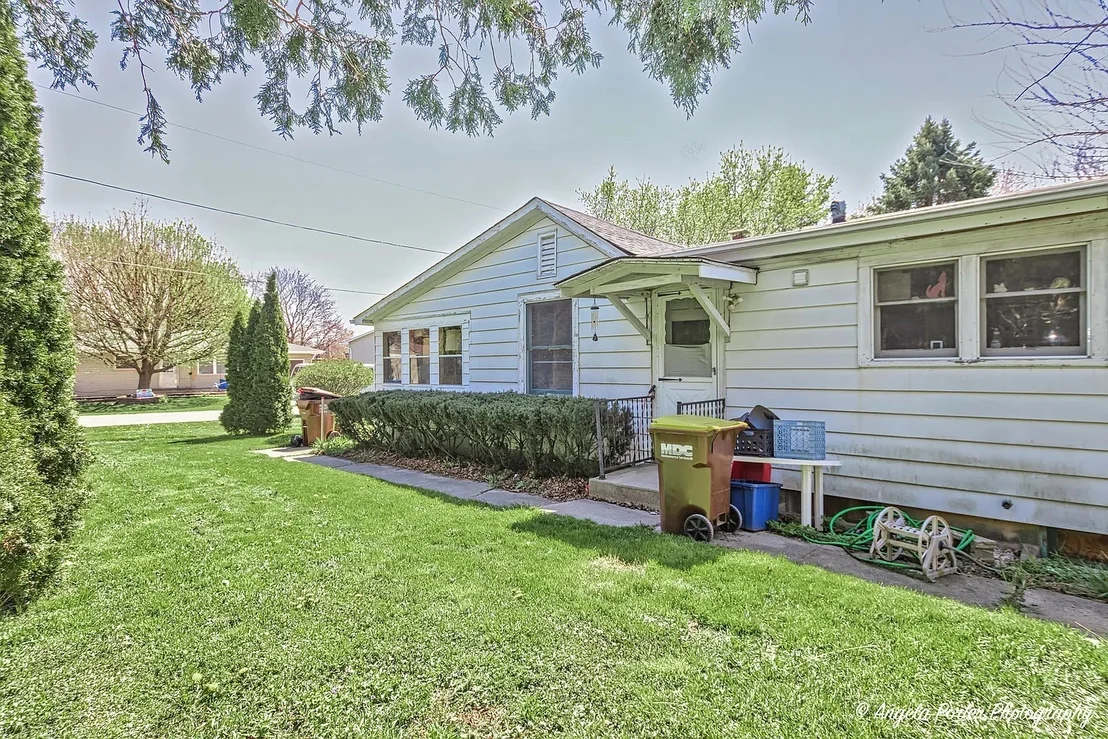 Photo of 305 Blanchard Street