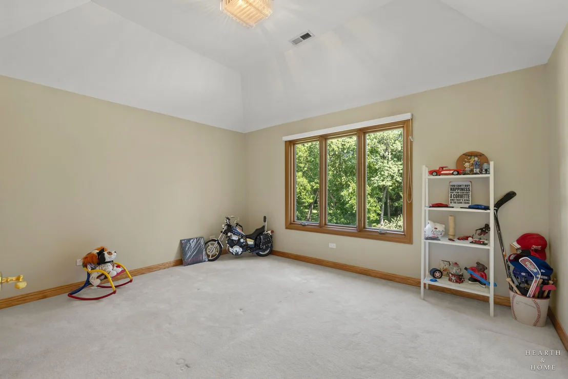 Photo of 1760 W Whispering Court