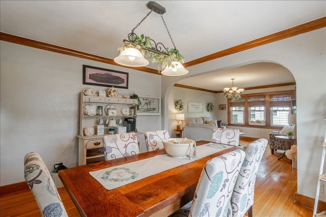 Photo of 111 LOREN Street