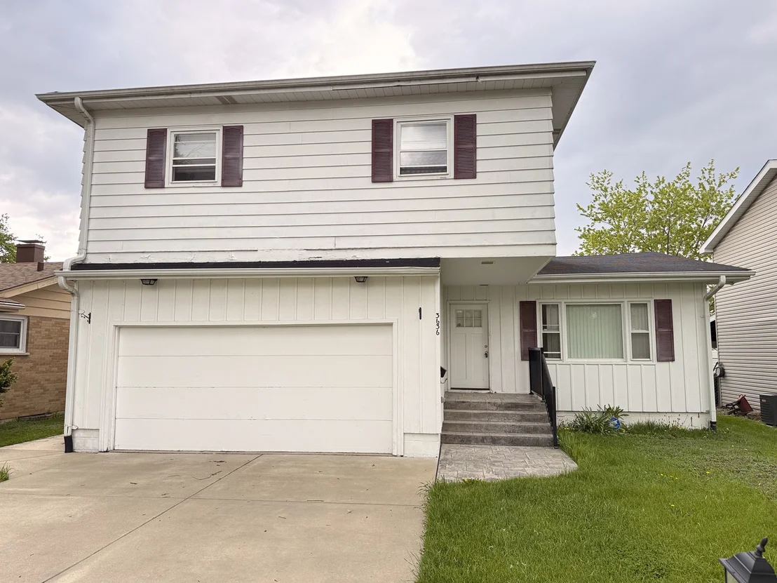 Photo of 3636 EMERALD Avenue