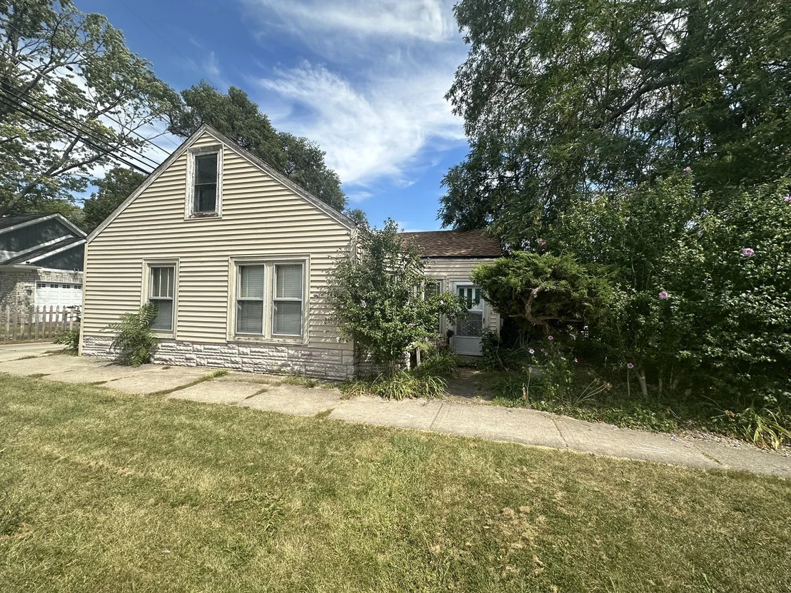 Photo of 1606 Henry Avenue