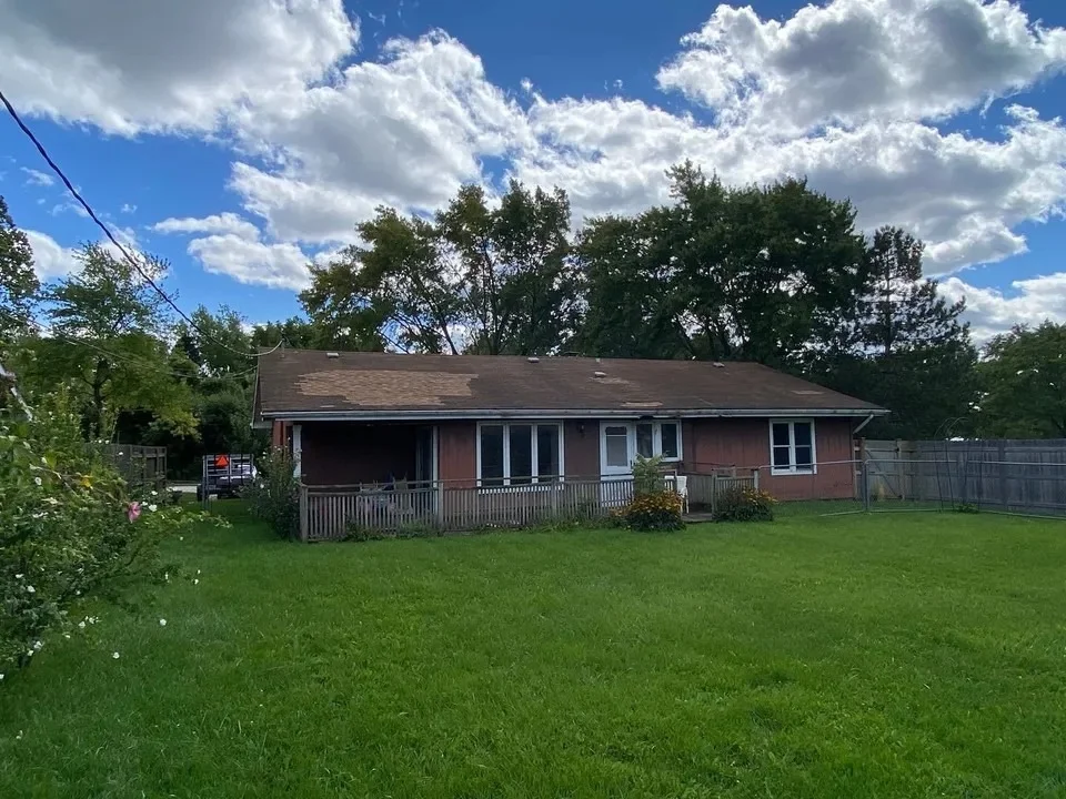Photo of 1530 Hassell Road