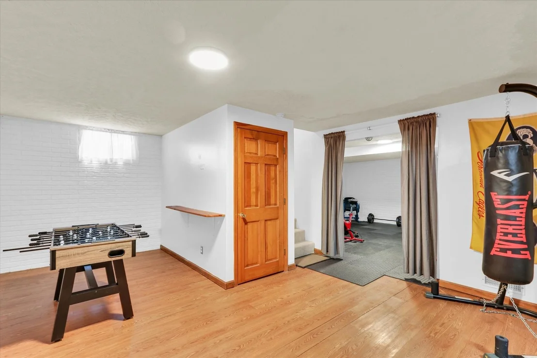 Photo of 2807 Willow Bend Road