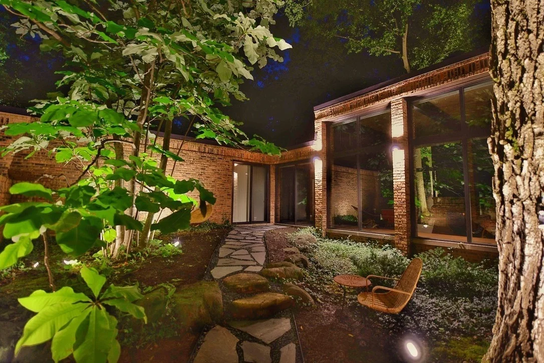 Photo of 3290 Brook Road