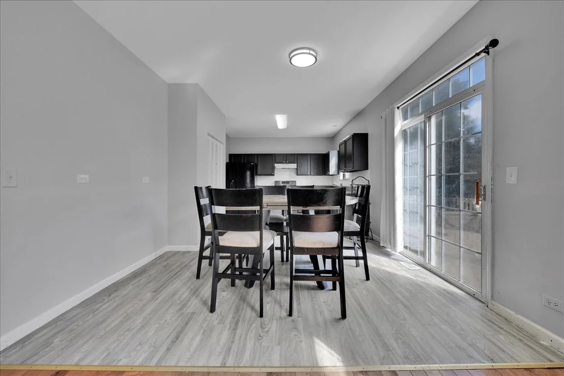 Photo of 974 Audubon Lane