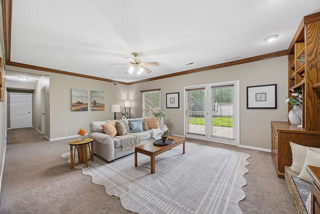Photo of 1202 Kenneth Drive