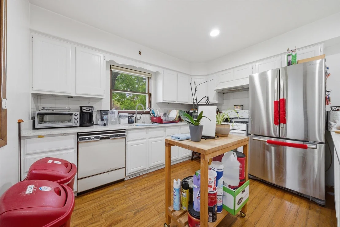 Photo of 1 N EDWARD Street
