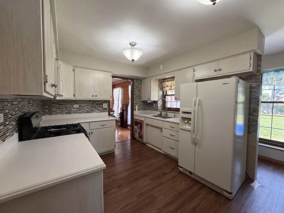 Photo of 4437 Richmond Road