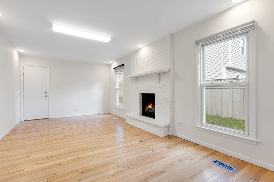 Photo of 421 COLLEN Drive