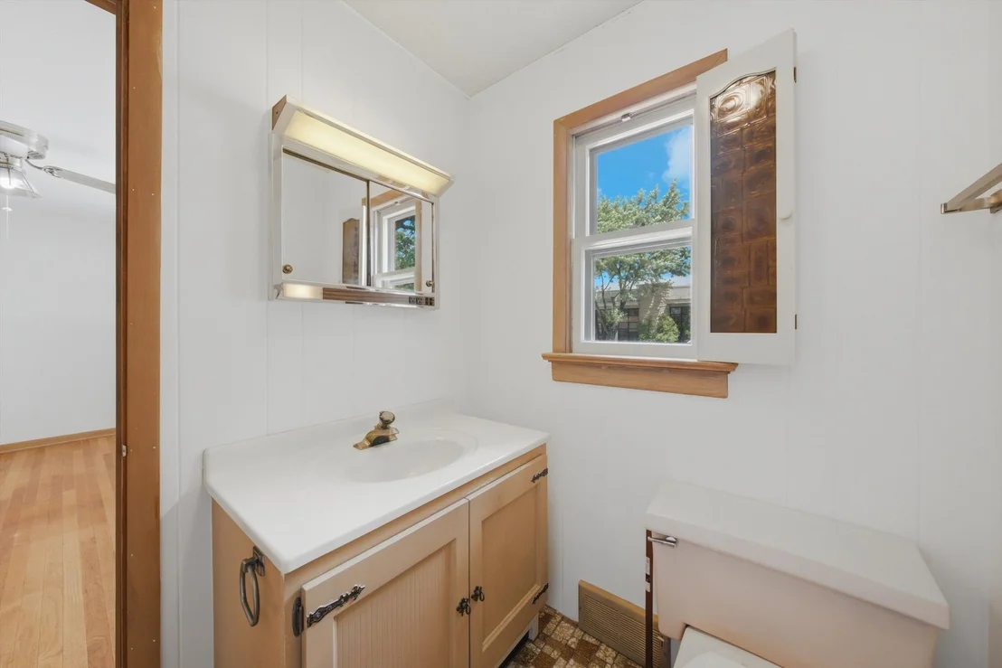 Photo of 2912 Old Glenview Road