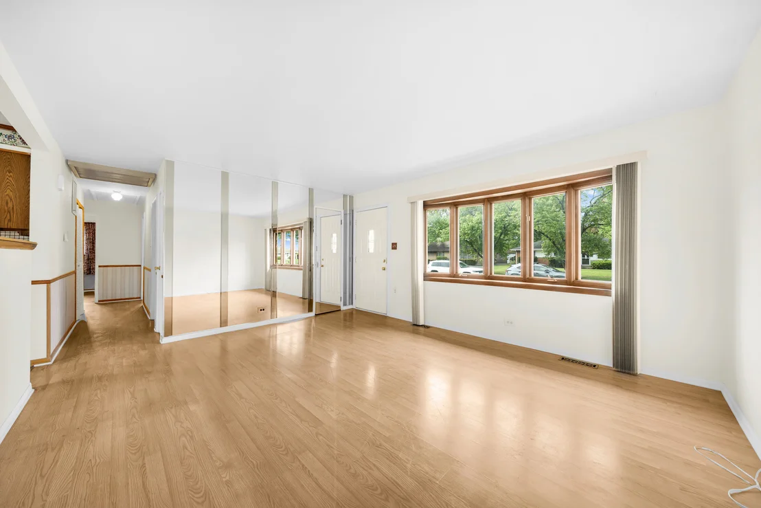 Photo of 7030 Saratoga Drive