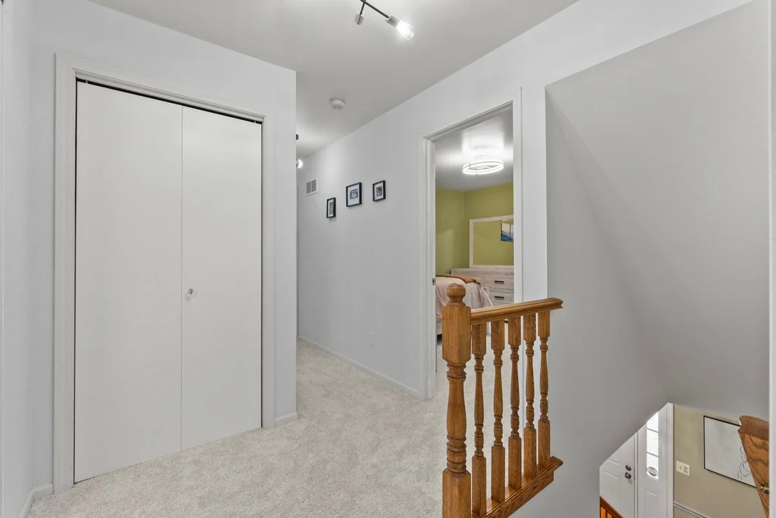 Photo of 18118 Whitman Lane