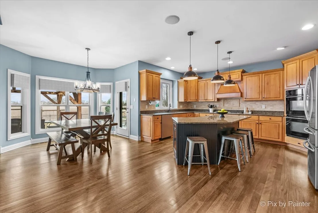 Photo of 647 Bennett Drive