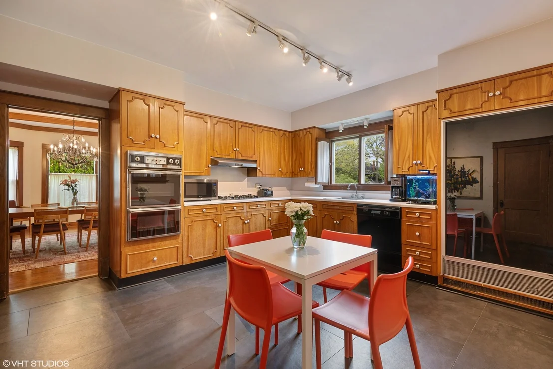 Photo of 630 Greenleaf Avenue