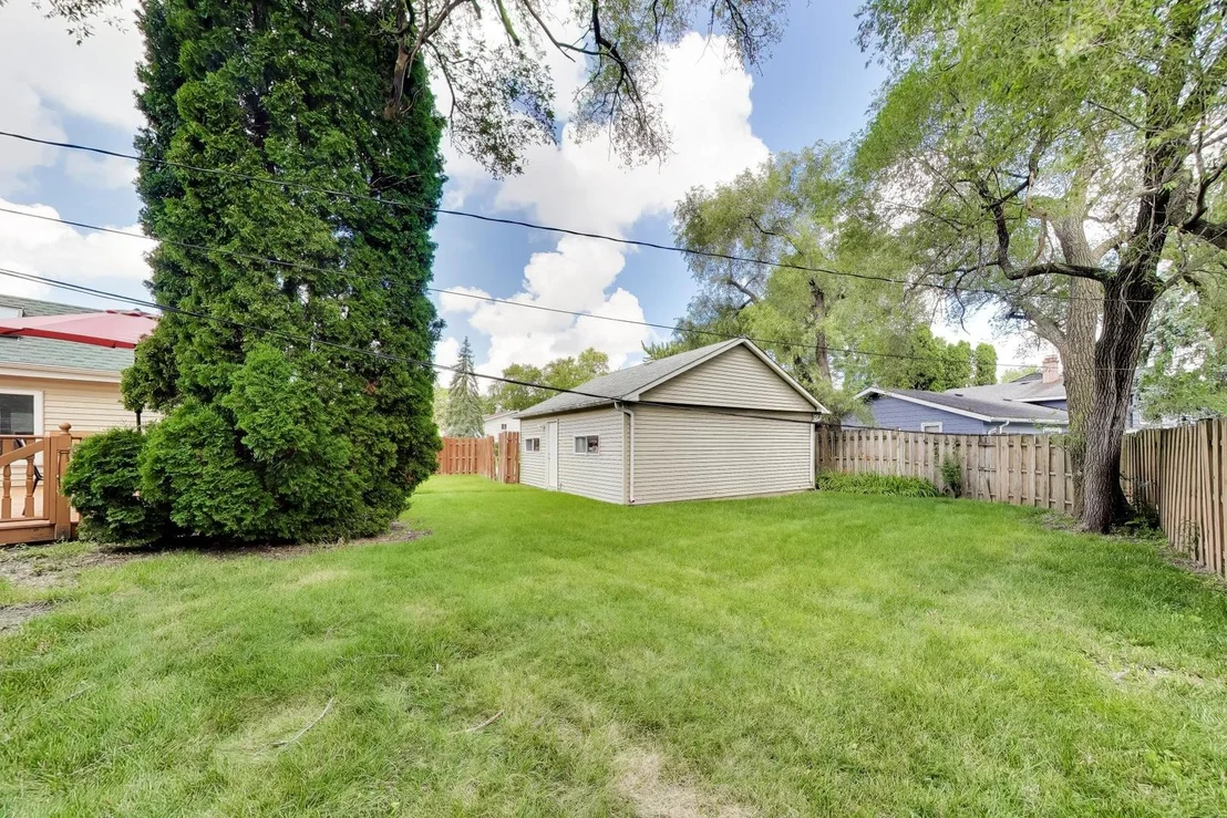 Photo of 1300 Jefferson Road