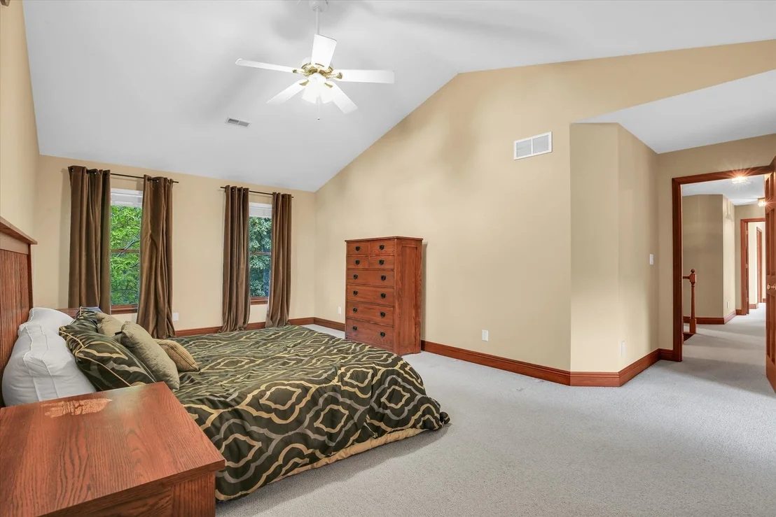Photo of 2701 Summerhill Lane