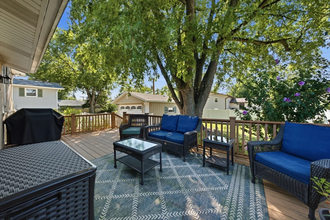 Photo of 15124 Hillside Avenue